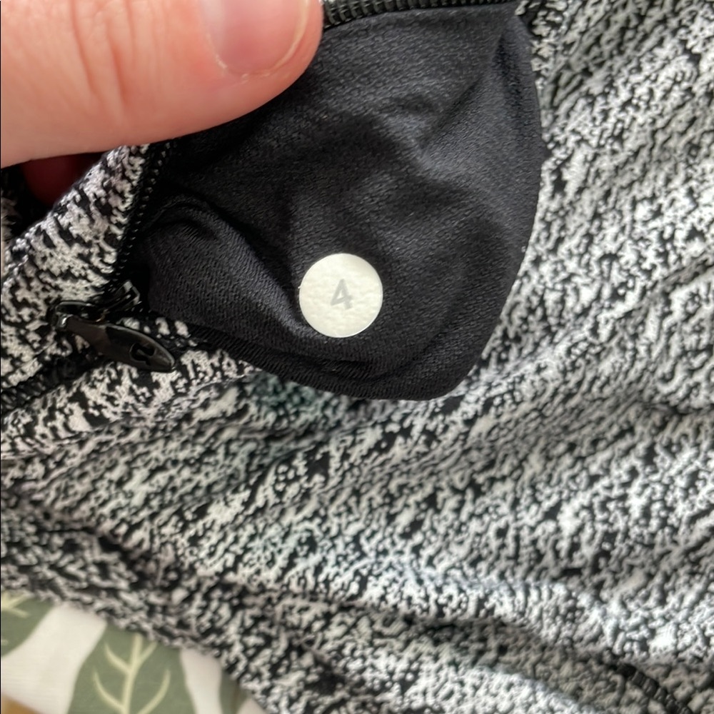 Lululemon Gray Long Sleeve Sweater - Picture 10 of 10